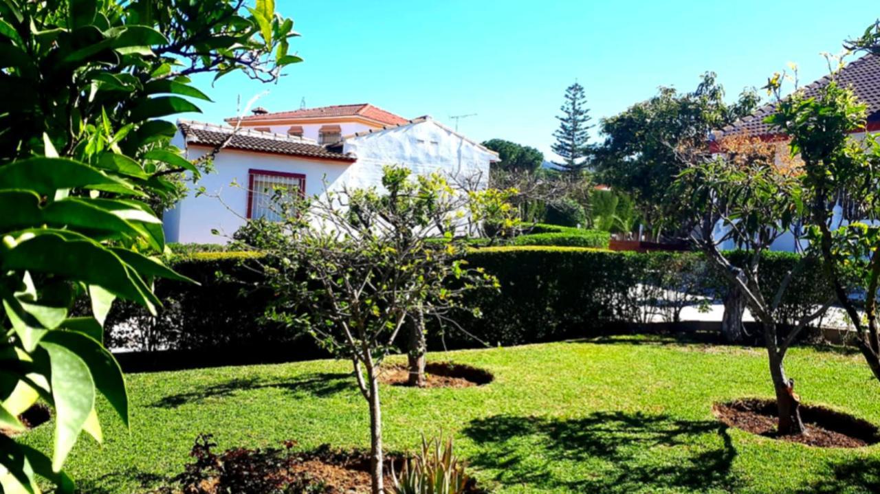 Chic Guesthouse Alhaurín de la Torre Exterior foto